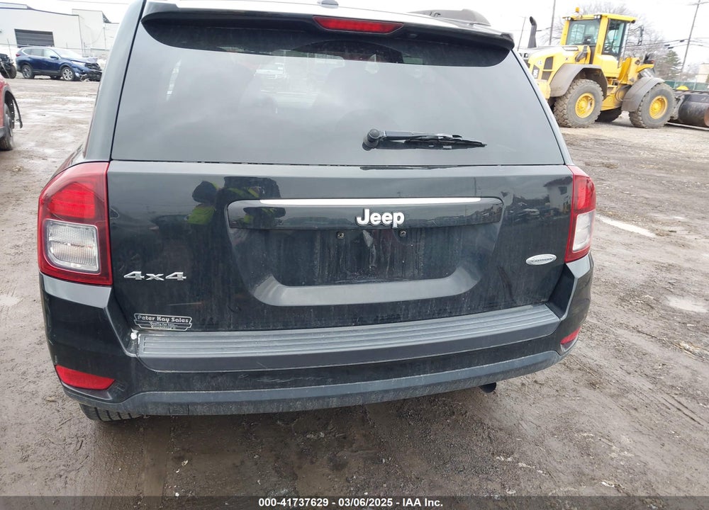 2014 JEEP COMPASS VIN: 1C4NJDEB5ED741121