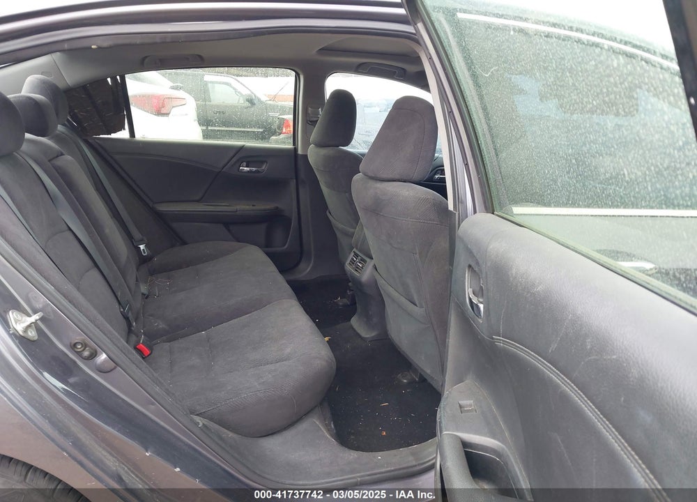 2015 HONDA ACCORD VIN: 1HGCR2F78FA155855