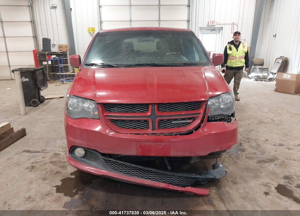 2015 DODGE GRAND CARAVAN R/T VIN: 2C4RDGEG5FR591564