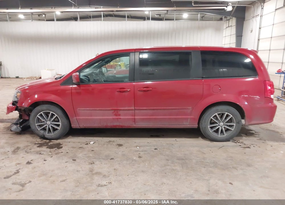 2015 DODGE GRAND CARAVAN R/T VIN: 2C4RDGEG5FR591564