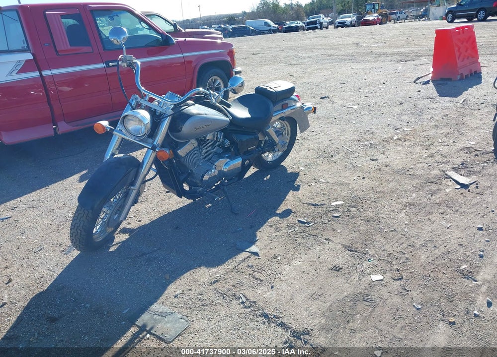2005 HONDA VT750 CA VIN: JH2RC50395M106654