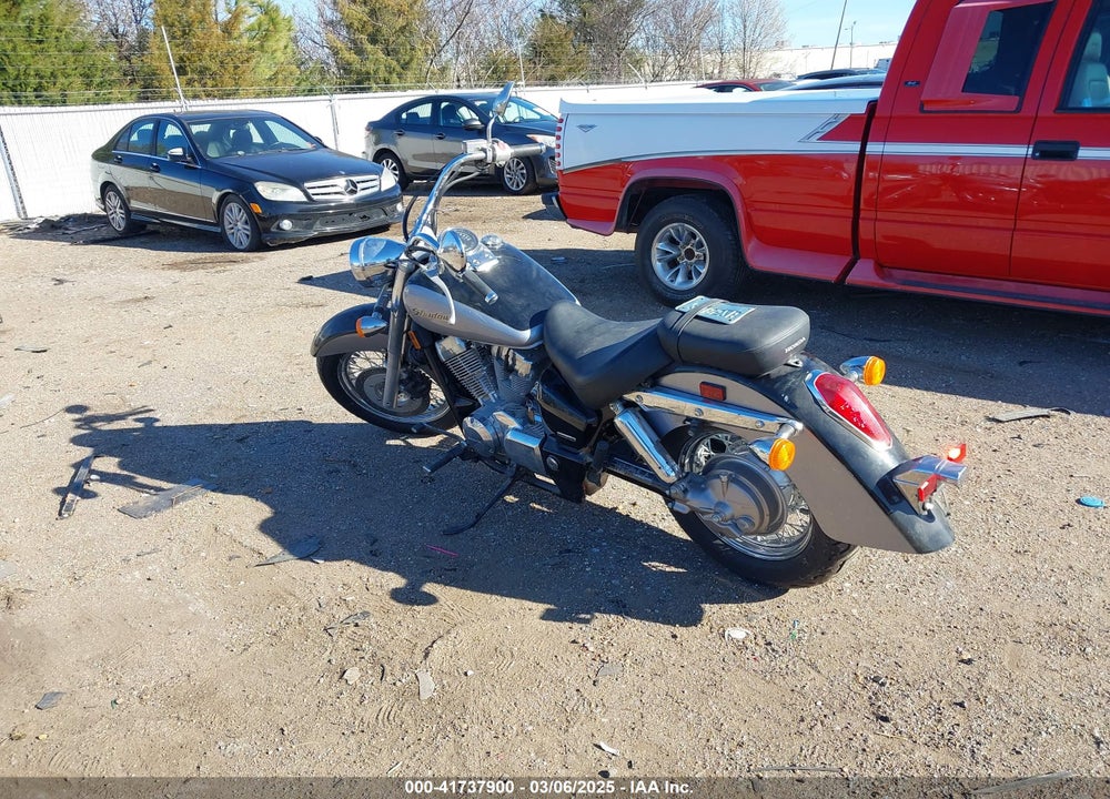 2005 HONDA VT750 CA VIN: JH2RC50395M106654