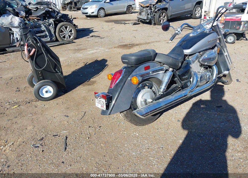 2005 HONDA VT750 CA VIN: JH2RC50395M106654