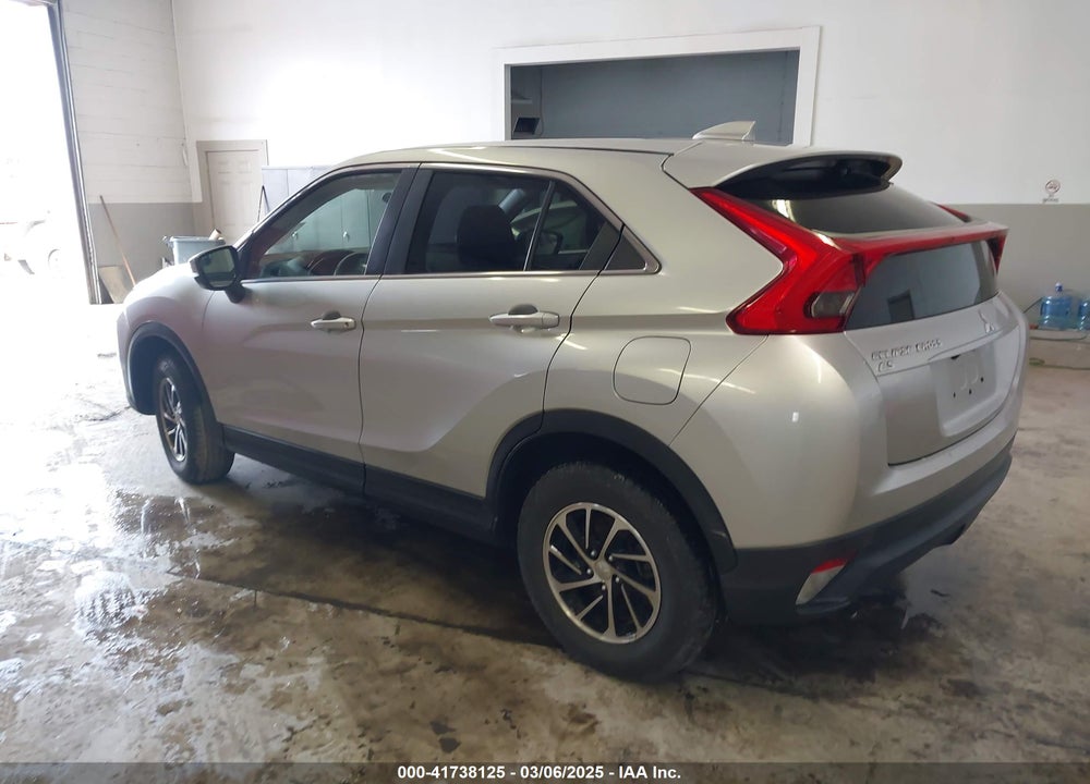 2020 MITSUBISHI ECLIPSE CROSS VIN: JA4AT3AAXLZ001560