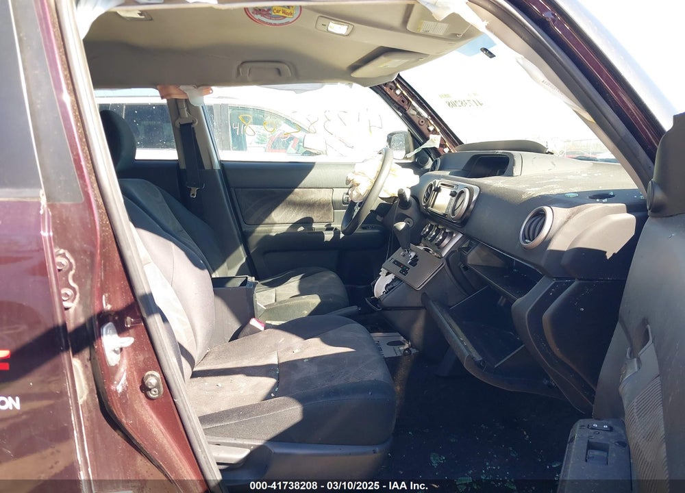 2014 SCION XB VIN: JTLZE4FE2EJ061357