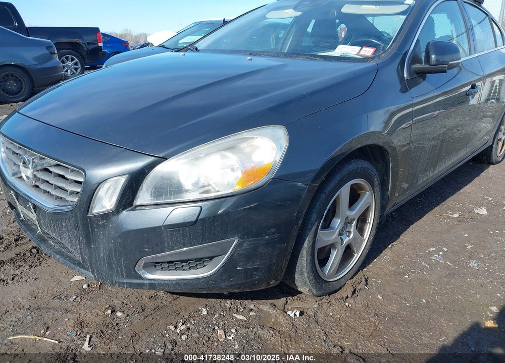2013 VOLVO S60 VIN: YV1612FS8D2225783