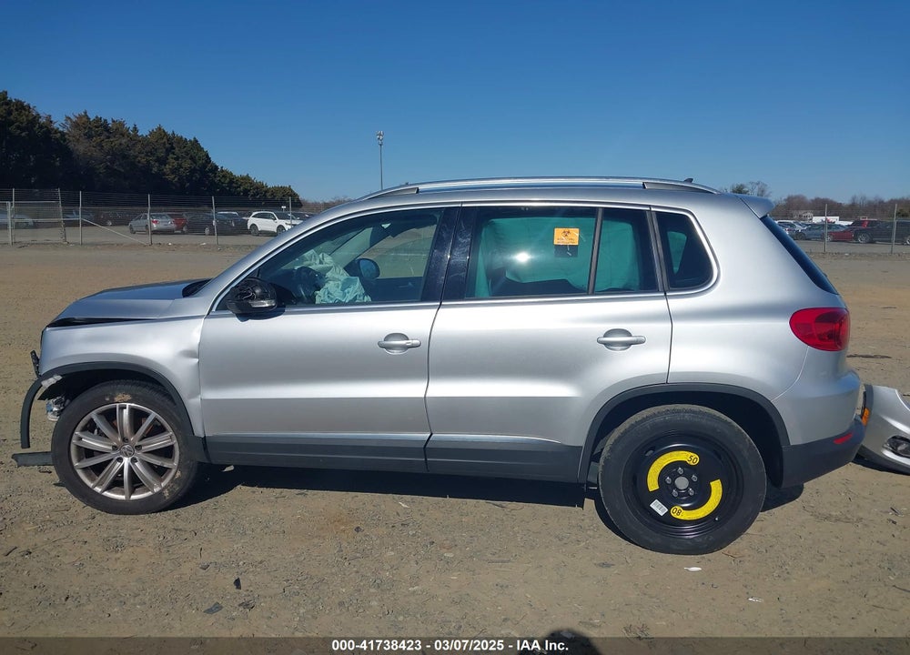 2014 VOLKSWAGEN TIGUAN VIN: WVGAV3AX4EW623690