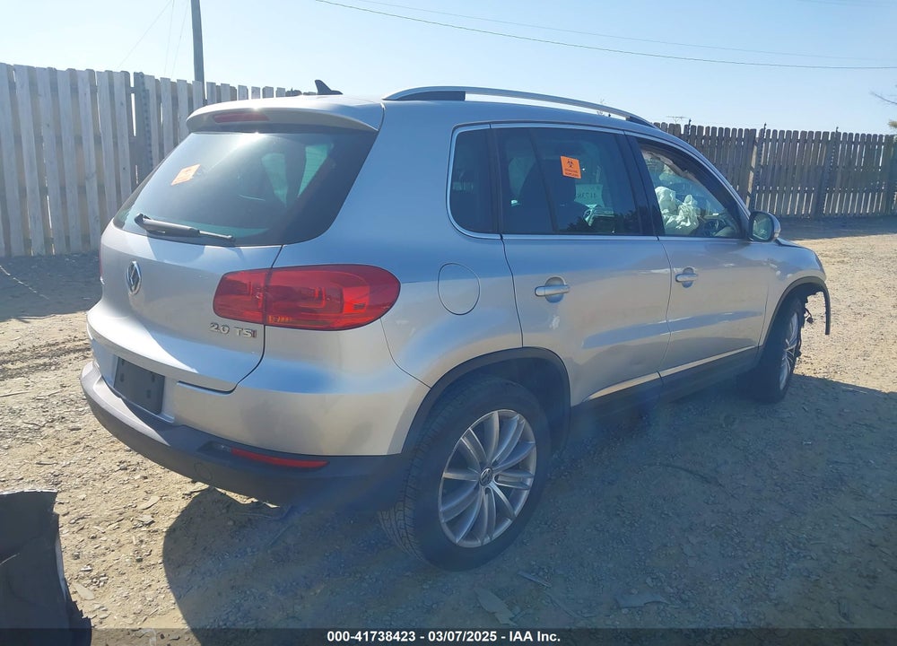 2014 VOLKSWAGEN TIGUAN VIN: WVGAV3AX4EW623690