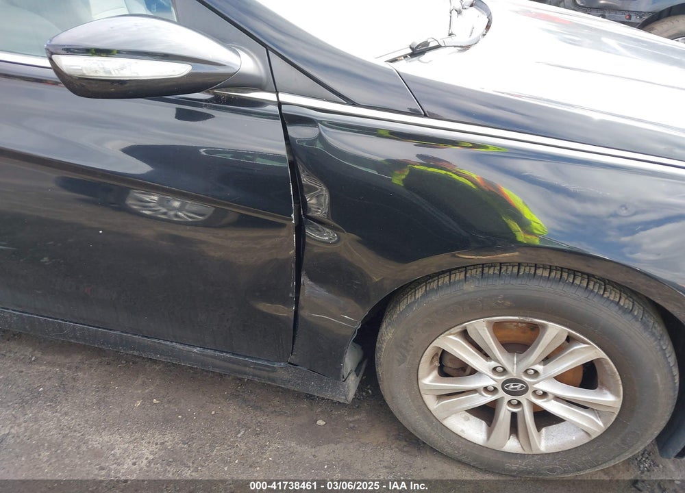 2014 HYUNDAI SONATA VIN: 5NPEB4AC3EH831163