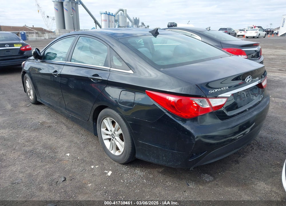 2014 HYUNDAI SONATA VIN: 5NPEB4AC3EH831163