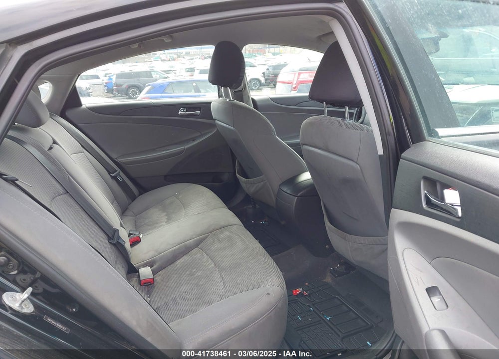 2014 HYUNDAI SONATA VIN: 5NPEB4AC3EH831163