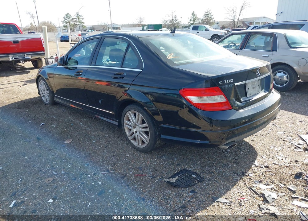 2008 MERCEDES-BENZ C 300 LUXURY/SPORT VIN: WDDGF54XX8R035174