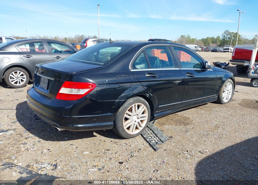 2008 MERCEDES-BENZ C 300 LUXURY/SPORT VIN: WDDGF54XX8R035174