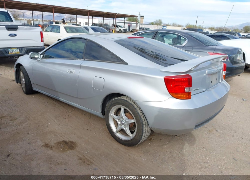 2000 TOYOTA CELICA VIN: JTDDY32T8Y0028840