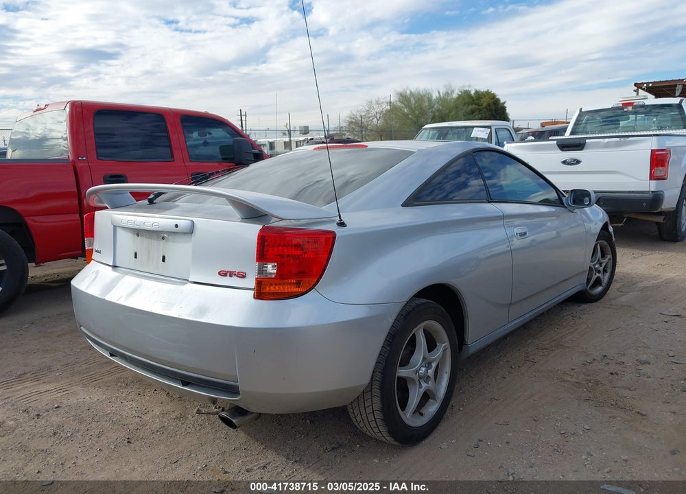 2000 TOYOTA CELICA VIN: JTDDY32T8Y0028840