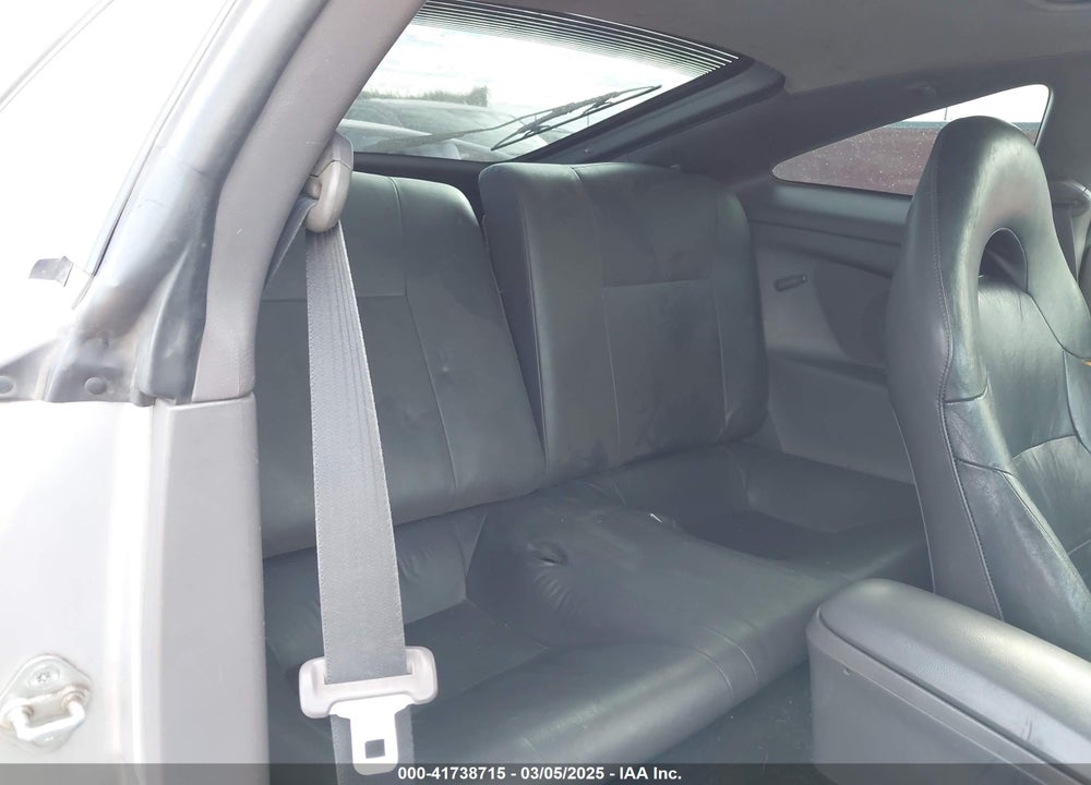 2000 TOYOTA CELICA VIN: JTDDY32T8Y0028840