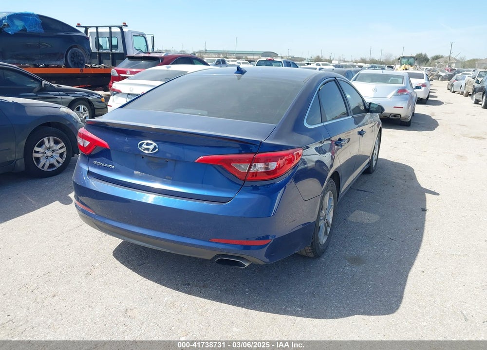 2017 HYUNDAI SONATA SE VIN: 5NPE24AFXHH458458