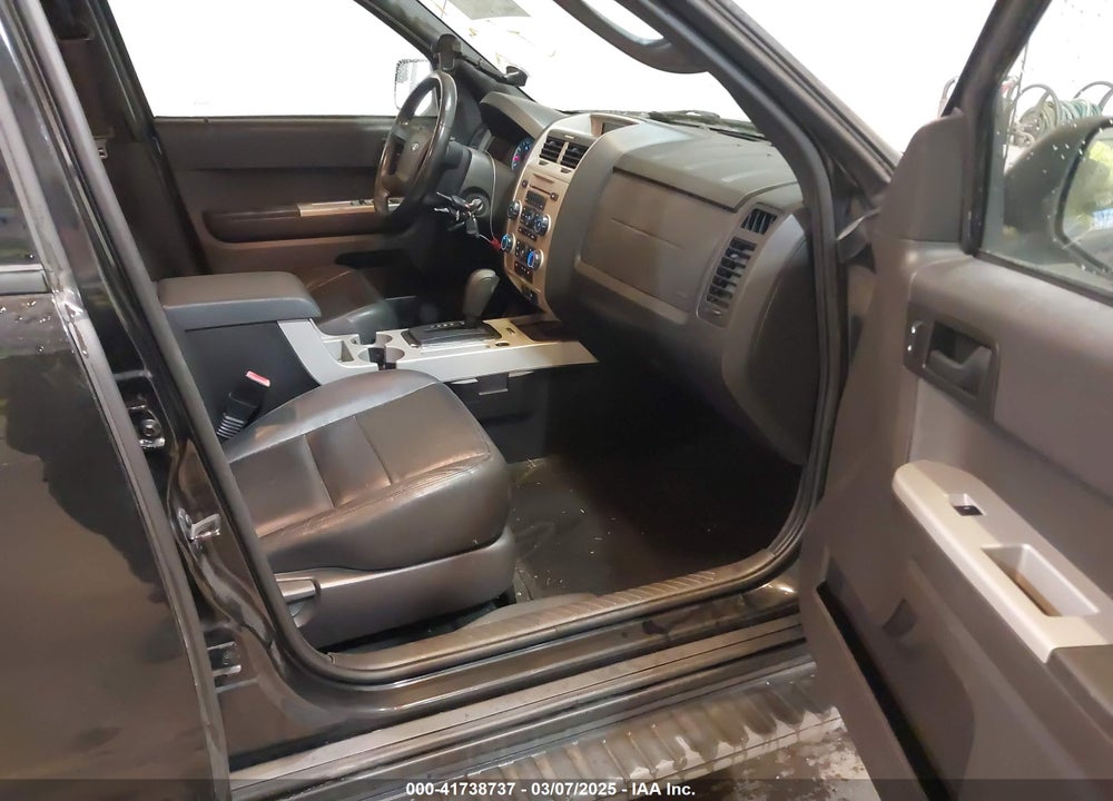 2011 FORD ESCAPE XLT VIN: 1FMCU0DG5BKA53661