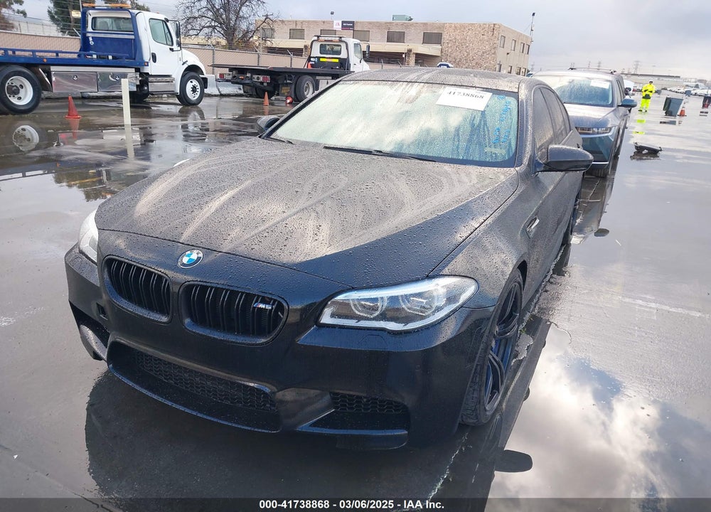 2015 BMW M5 VIN: WBSFV9C5XFD595392