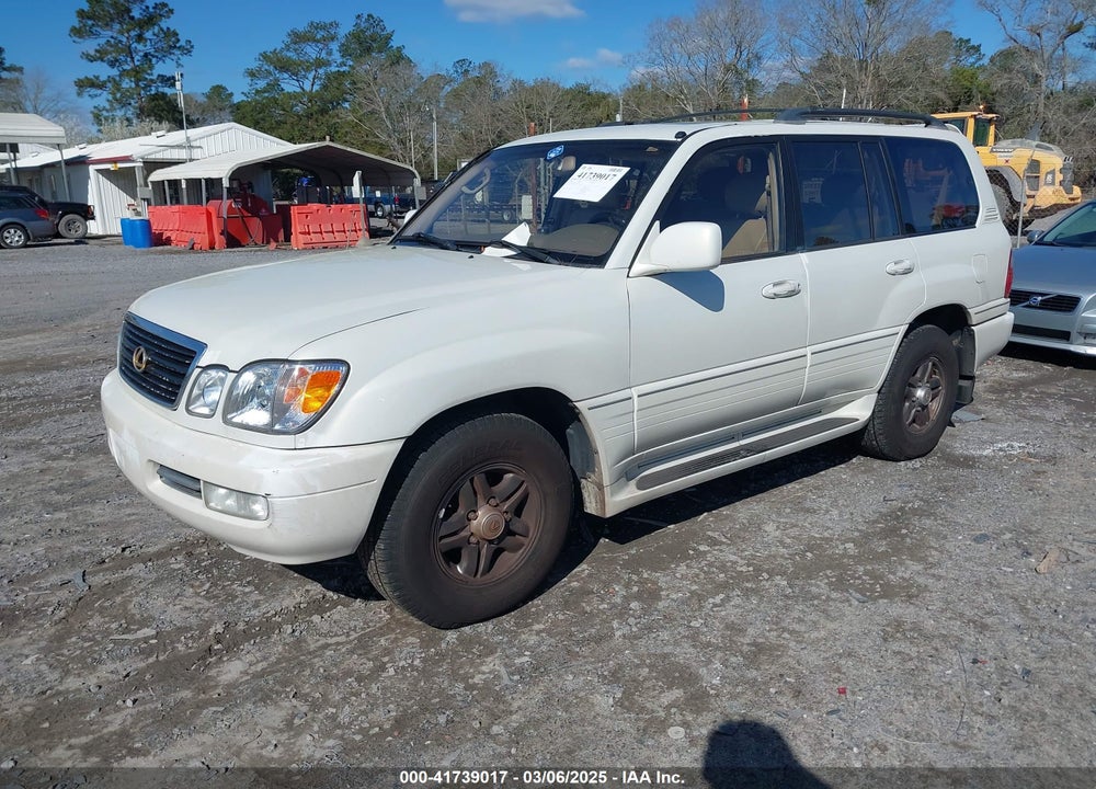 2002 LEXUS LX 470 VIN: JTJHT00W123522570
