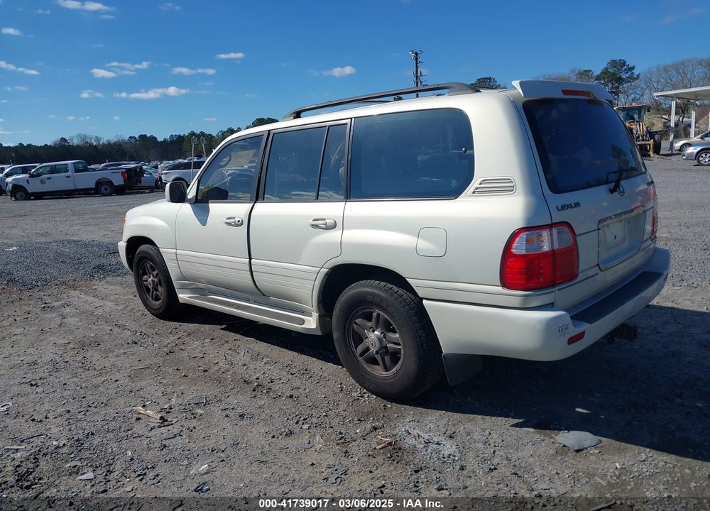 2002 LEXUS LX 470 VIN: JTJHT00W123522570