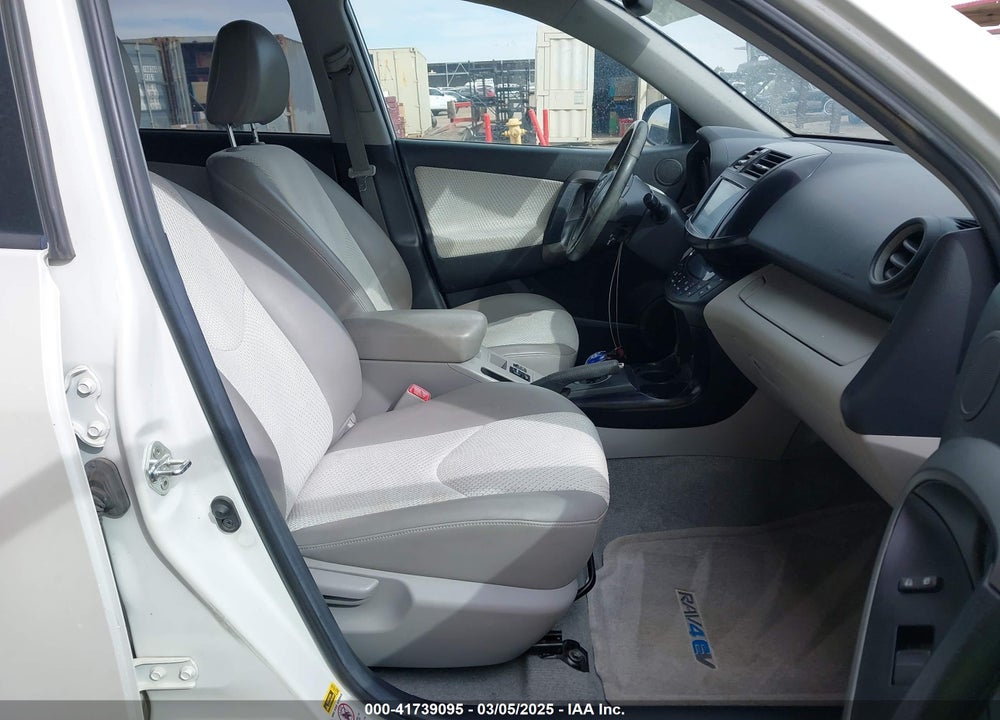 2014 TOYOTA RAV4 EV VIN: 2T3YL4DV4EW003378