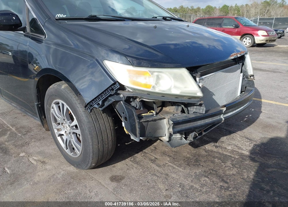 2011 HONDA ODYSSEY EX-L VIN: 5FNRL5H65BB102807