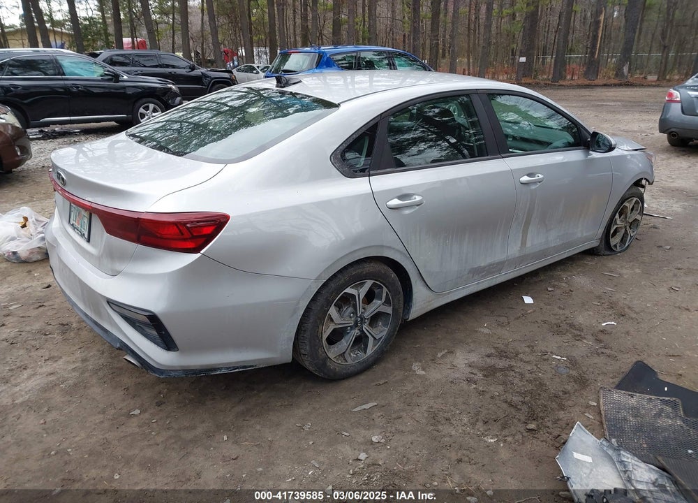 2019 KIA FORTE VIN: 3KPF24AD9KE032646