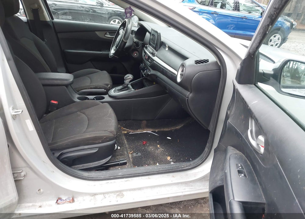 2019 KIA FORTE VIN: 3KPF24AD9KE032646