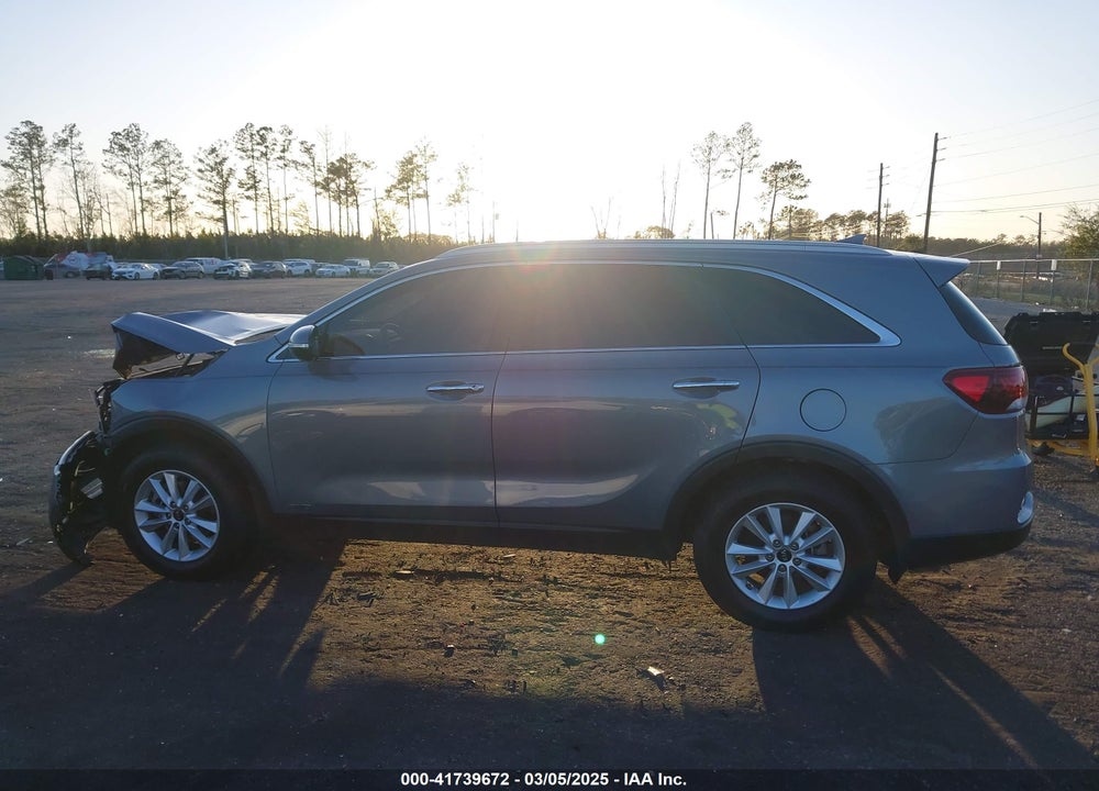 2019 KIA SORENTO 2.4L LX VIN: 5XYPGDA35KG602321