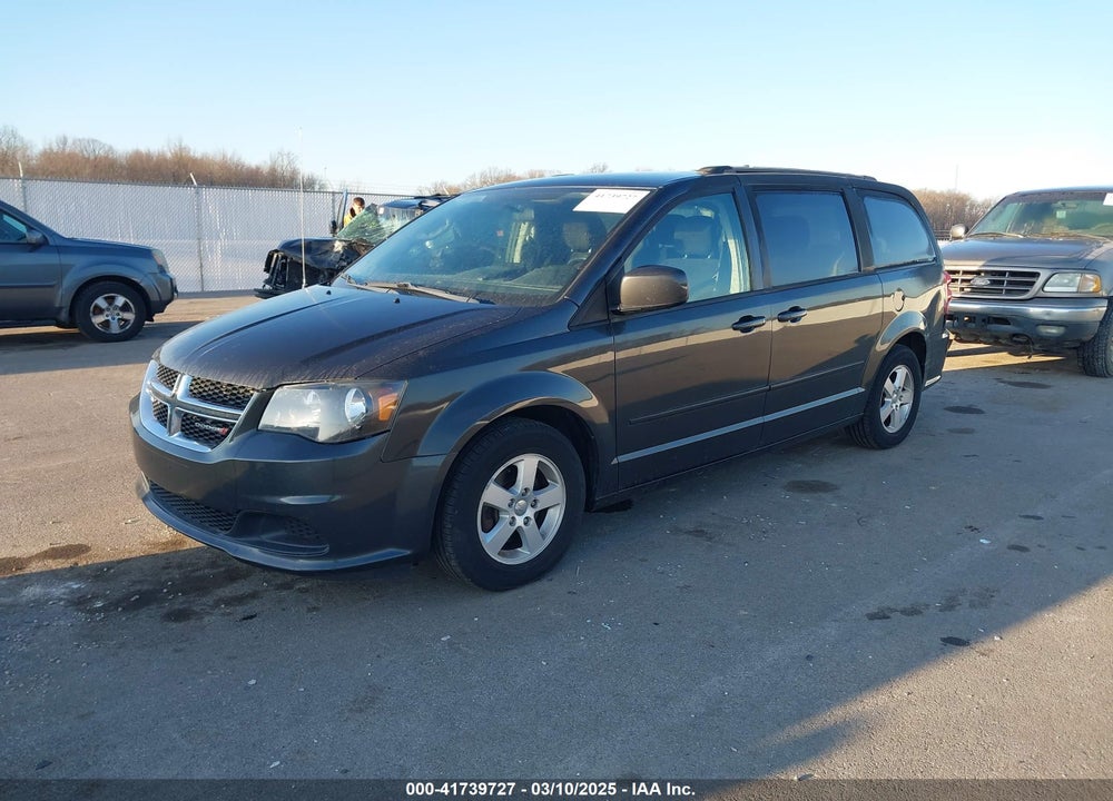 2012 DODGE GRAND CARAVAN VIN: 2C4RDGCG7CR333240