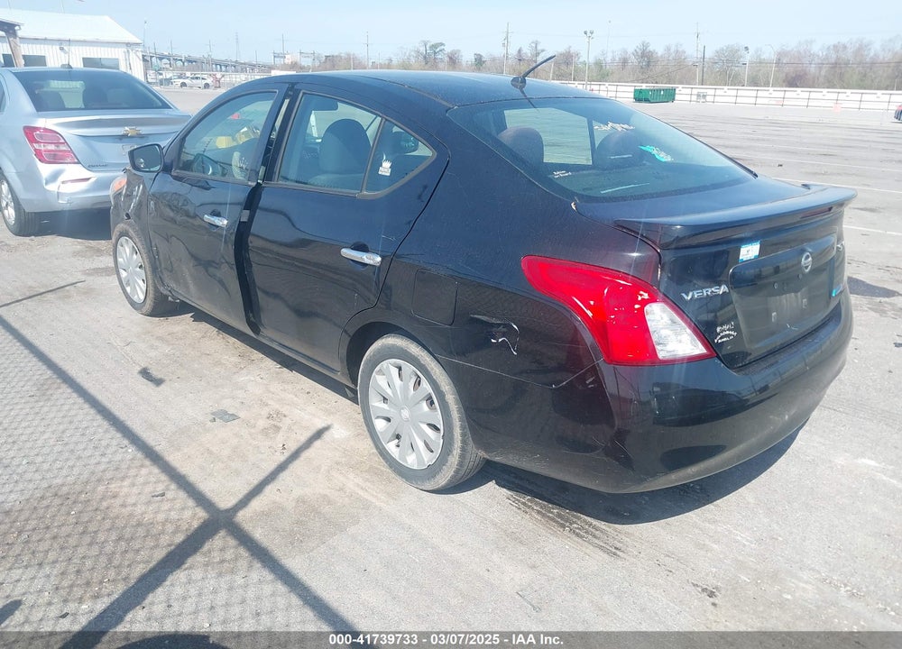2015 NISSAN VERSA VIN: 3N1CN7AP8FL852291