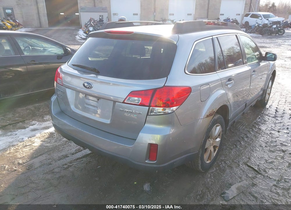 2010 SUBARU OUTBACK VIN: 4S4BRBCC8A3382595