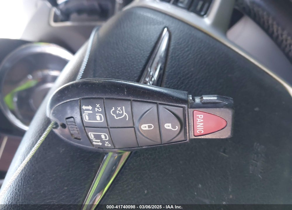 2014 CHRYSLER TOWN & COUNTRY TOURING VIN: 2C4RC1BG2ER382382