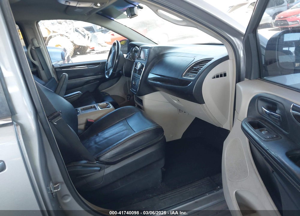 2014 CHRYSLER TOWN & COUNTRY TOURING VIN: 2C4RC1BG2ER382382