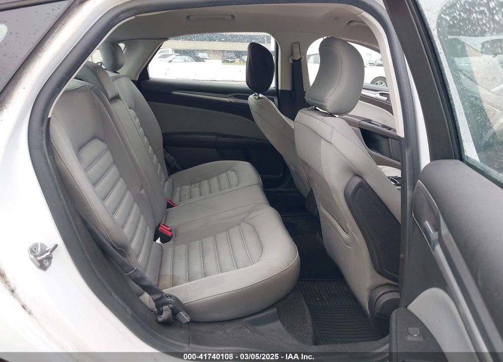 2015 FORD FUSION HYBRID S VIN: 3FA6P0UU2FR283244