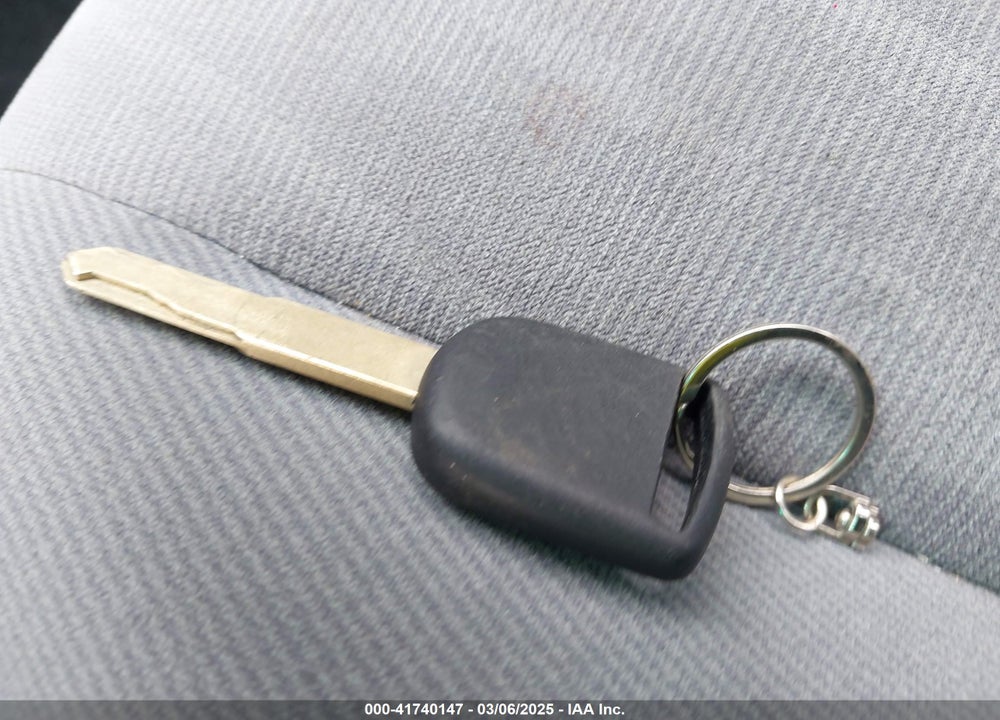 2004 HONDA CIVIC VIN: 2HGES16584H503108