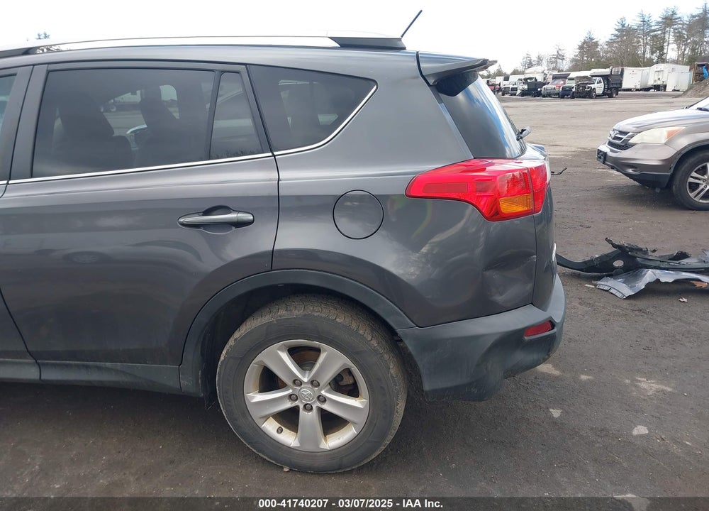 2014 TOYOTA RAV4 VIN: 2T3RFREV9EW146978