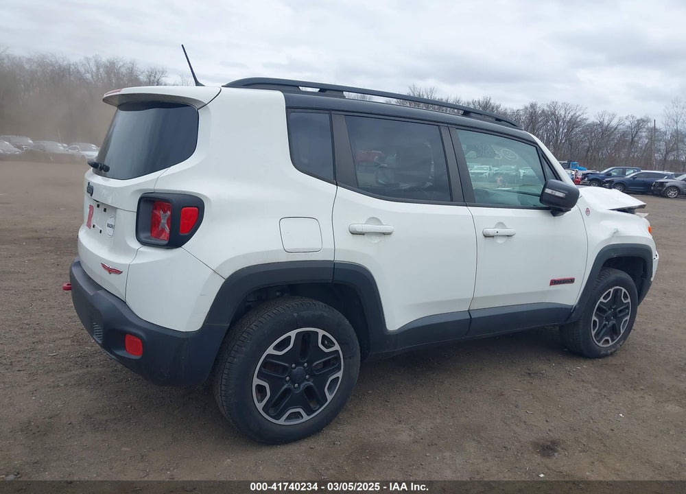 2016 JEEP RENEGADE VIN: ZACCJBCT6GPD94183