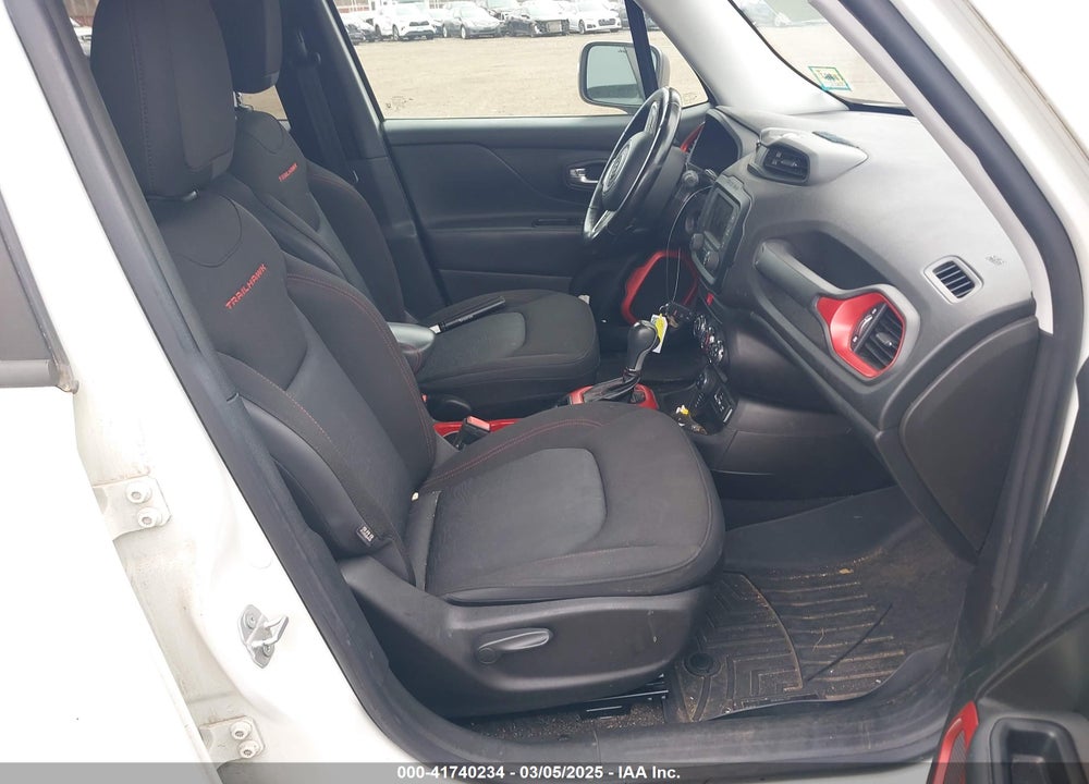 2016 JEEP RENEGADE VIN: ZACCJBCT6GPD94183