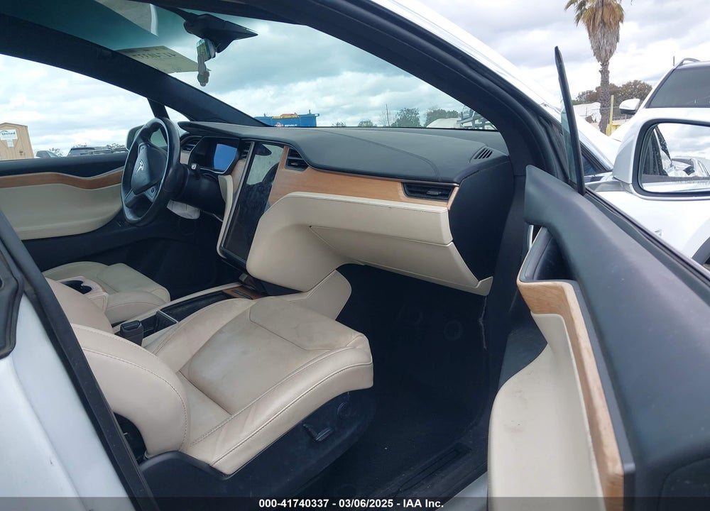 2019 TESLA MODEL X 100D/75D/LONG RANGE VIN: 5YJXCBE27KF198236