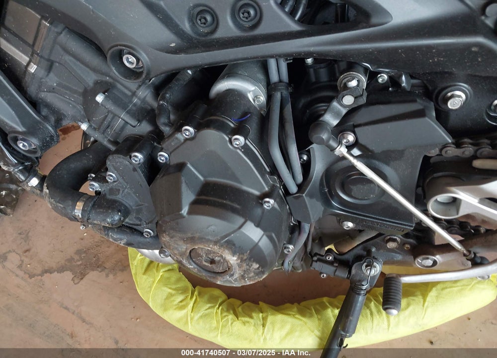 2019 YAMAHA MT09 VIN: JYARN53E7KA004701