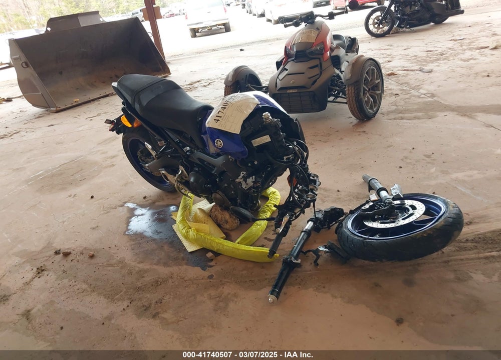 2019 YAMAHA MT09 VIN: JYARN53E7KA004701
