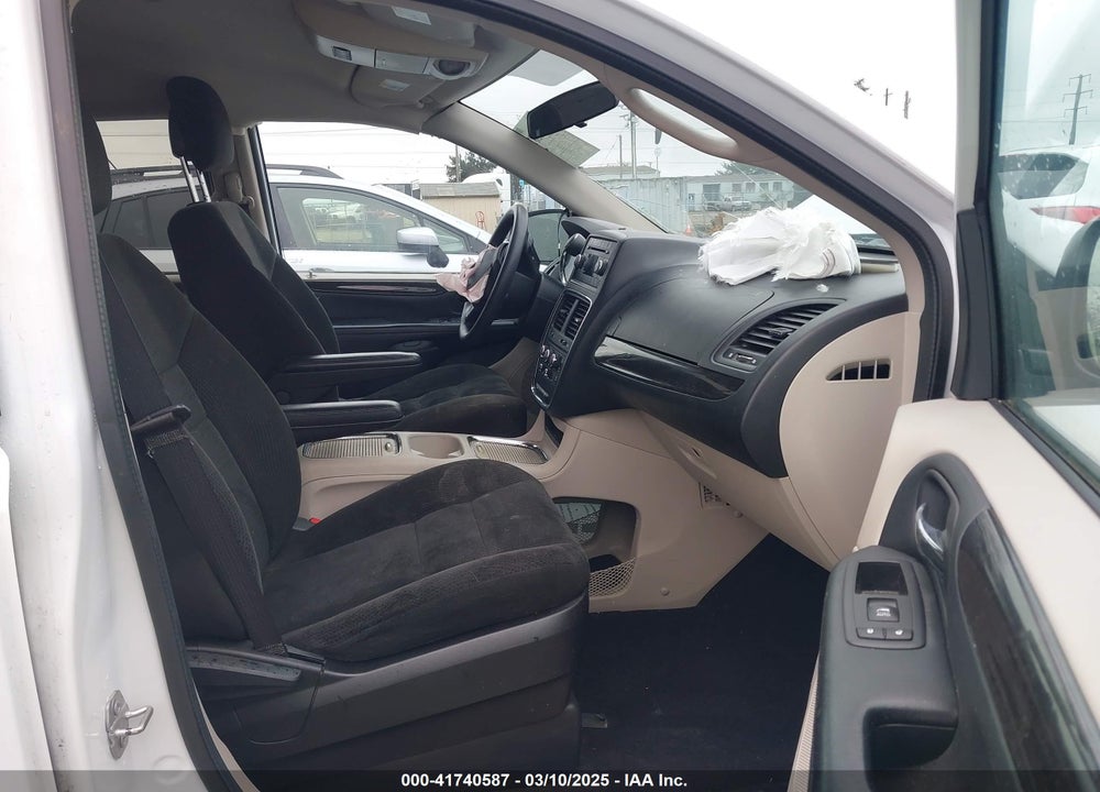 2016 DODGE GRAND CARAVAN SXT VIN: 2C4RDGCG1GR373156