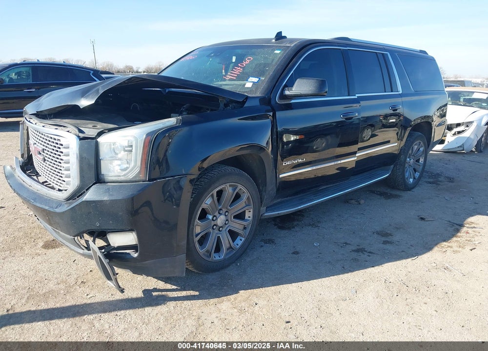 2016 GMC YUKON XL DENALI VIN: 1GKS2HKJ7GR137146
