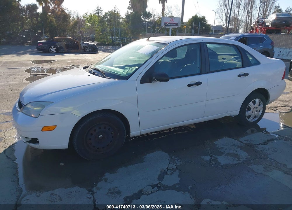 2007 FORD FOCUS VIN: 1FAHP34N07W290551