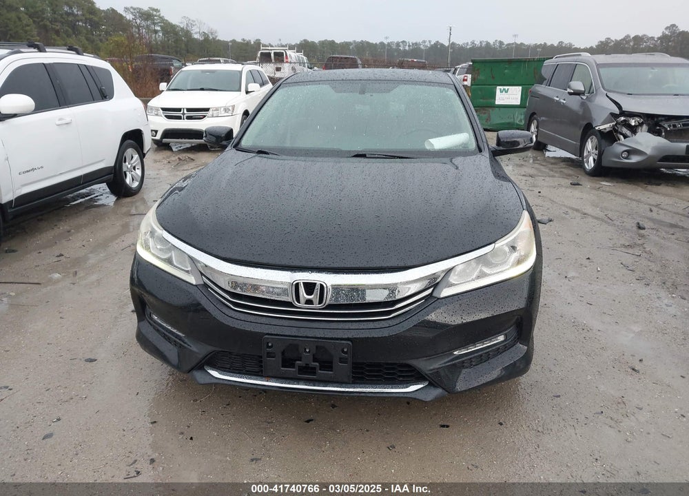 2017 HONDA ACCORD VIN: 1HGCR3F80HA006552