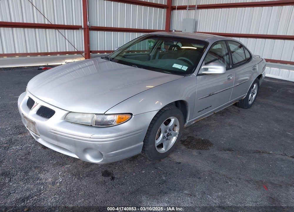 2002 PONTIAC GRAND PRIX VIN: 1G2WK52J92F258268