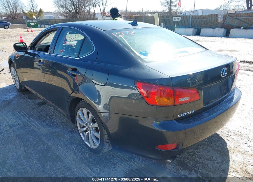 2007 LEXUS IS 250 VIN: JTHCK262X75010574