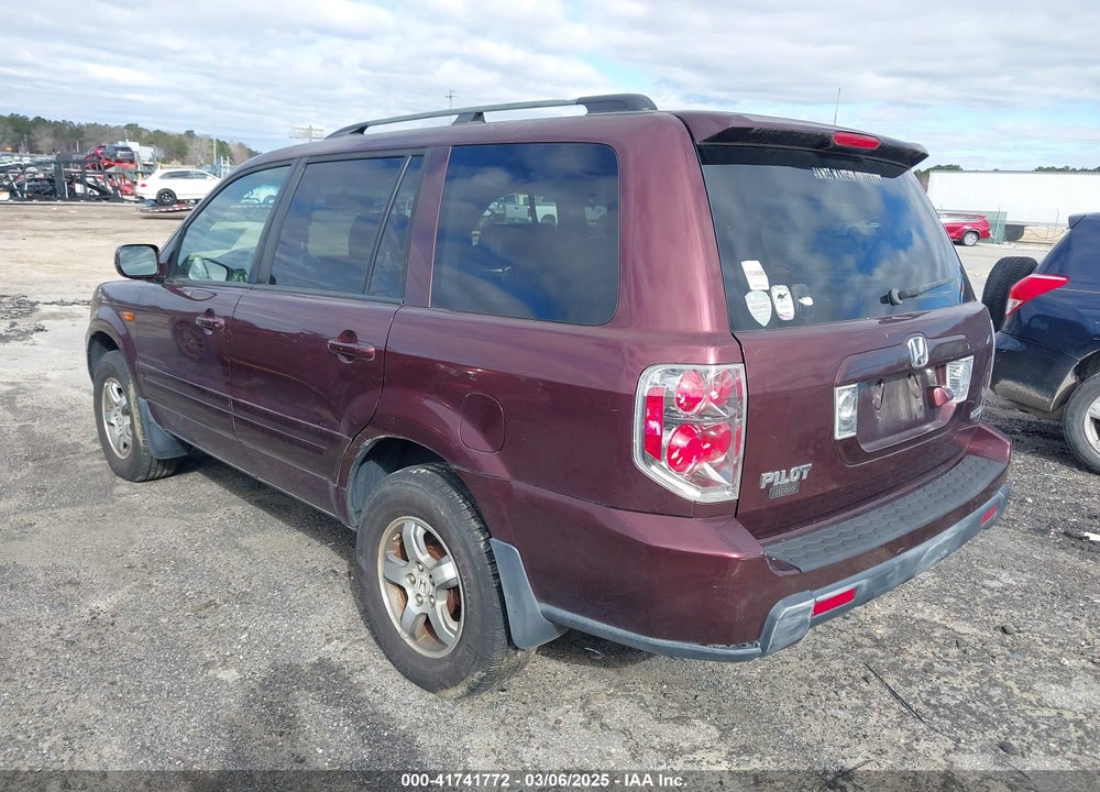 2007 HONDA PILOT VIN: 5FNYF18717B007026
